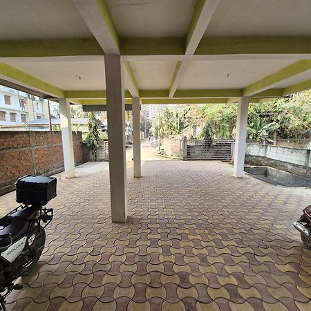 Arcadia Guest House Guwahati Dış mekan fotoğraf