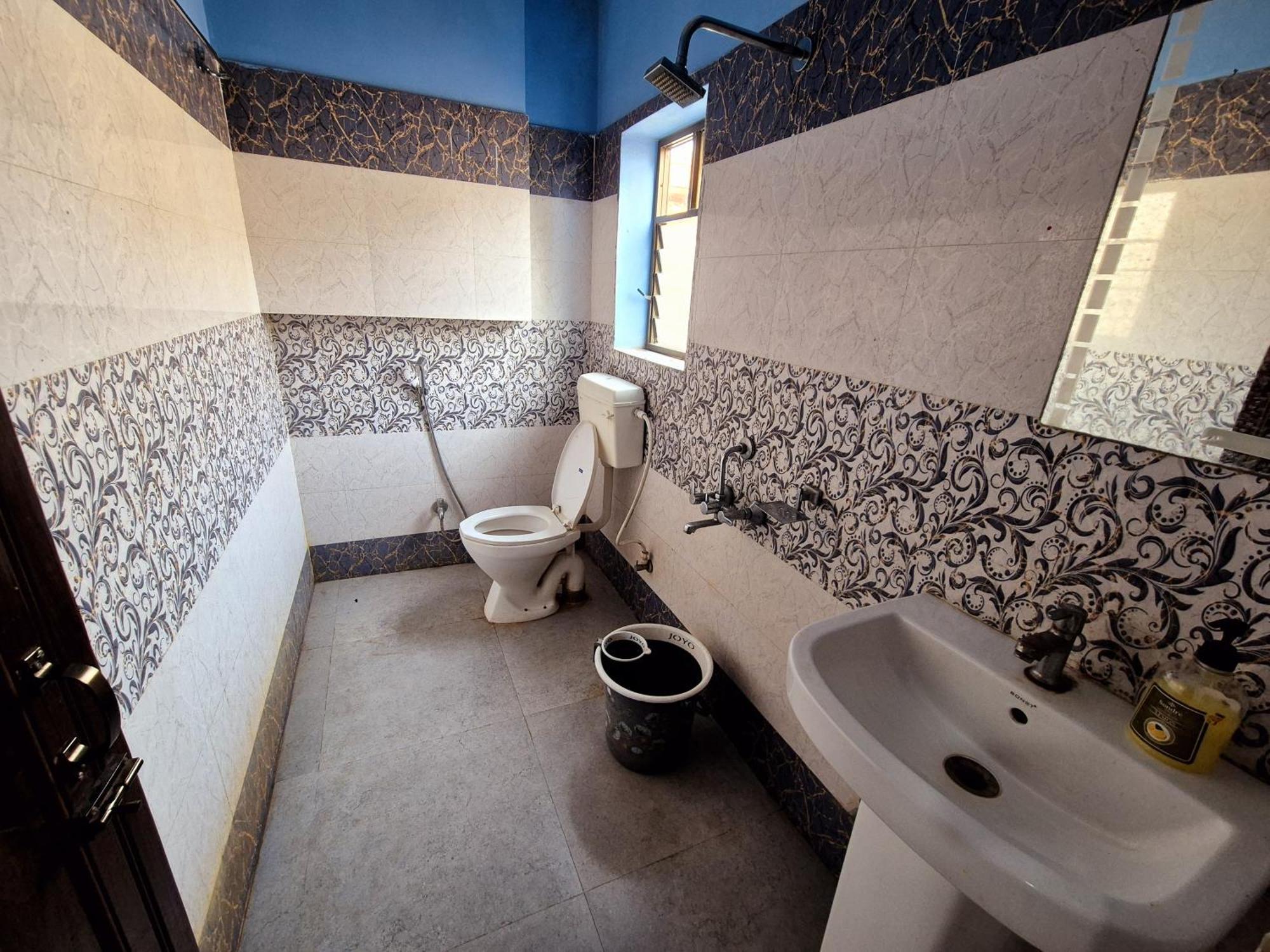 Arcadia Guest House Guwahati Dış mekan fotoğraf